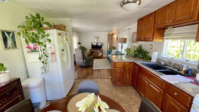 711 Old Canyon Rd, Fremont, California 94536, 1 Bedroom Bedrooms, ,1 BathroomBathrooms,Residential,For Sale,Old Canyon Rd,41054179