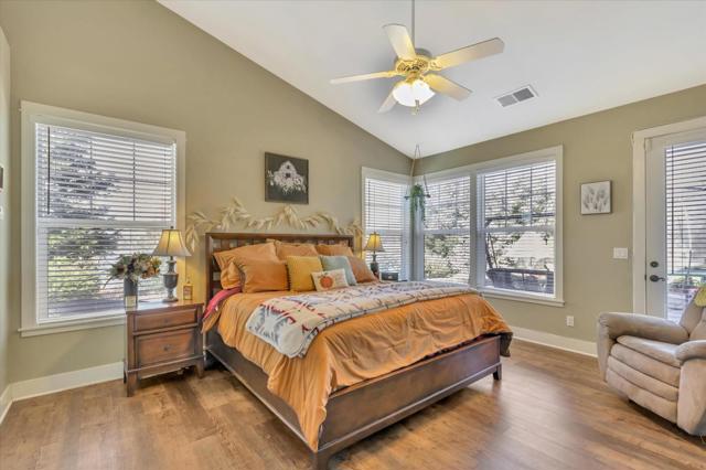 46347 Opah Drive, Ahwahnee CA: https://media.crmls.org/mediaz/445af305-57a9-464a-be09-6f7a5f6616b1.jpg