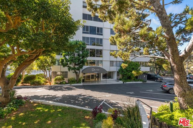 Image 3 for 17352 W Sunset Blvd #106, Pacific Palisades, CA 90272
