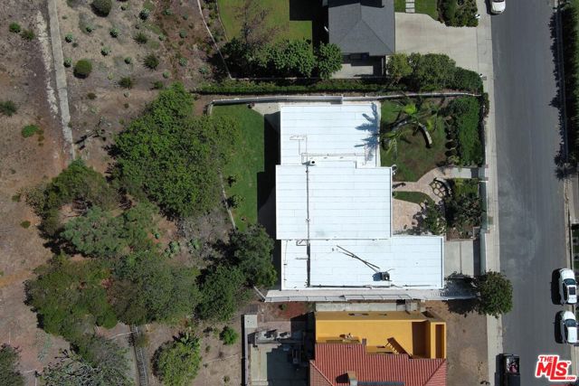 Drew Fenton | 18073 Sandy Cape Drive Pacific Palisades CA | MLS: 7432418