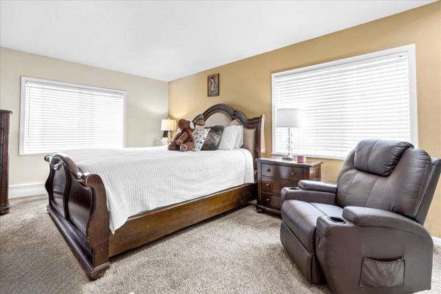 20 Russell Rd Street, Salinas CA: https://media.crmls.org/mediaz/445d4895-df41-4180-95d4-f5ac092c75fd.jpg