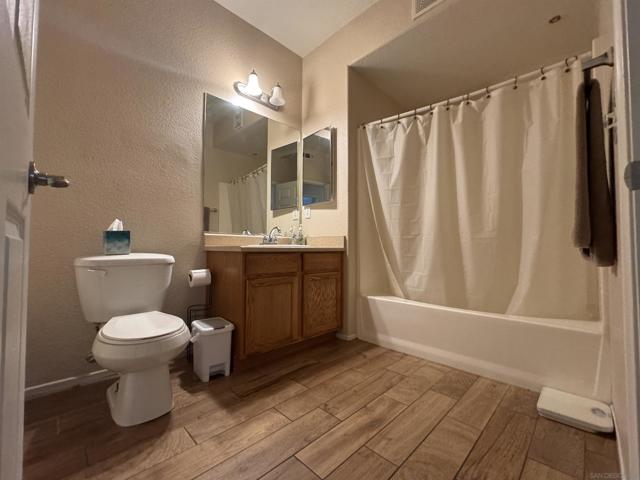 41410 Juniper St, Murrieta, California 92562, 2 Bedrooms Bedrooms, ,2 BathroomsBathrooms,Condominium,For Sale,Juniper St,250020117SD