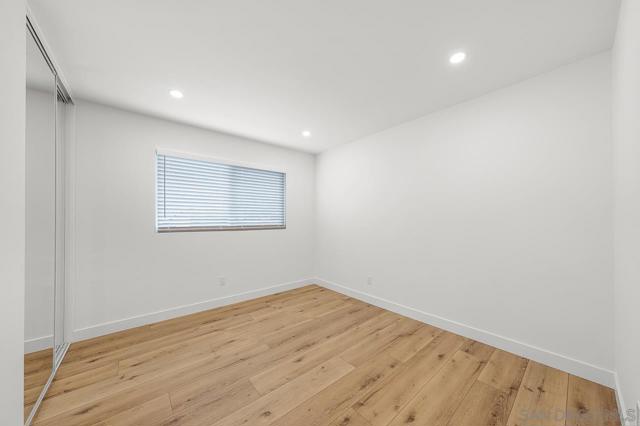 3297 Ashford, San Diego CA: https://media.crmls.org/mediaz/445e913b-0a46-45aa-8341-57c22bbce1bc.jpg