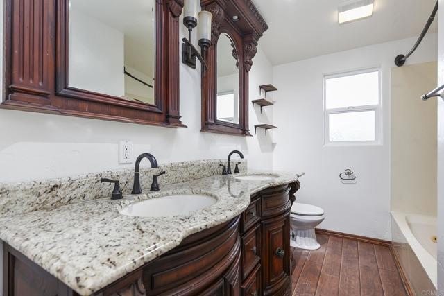 10546 VALLE VISTA RD, Lakeside CA: https://media.crmls.org/mediaz/445f2eea-8ede-42b0-8404-42eb377eef11.jpg