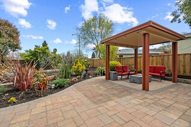 51 Saint Ramon Court, Danville CA: https://media.crmls.org/mediaz/446059ff-9767-4428-a406-6843dd3988a0.jpg