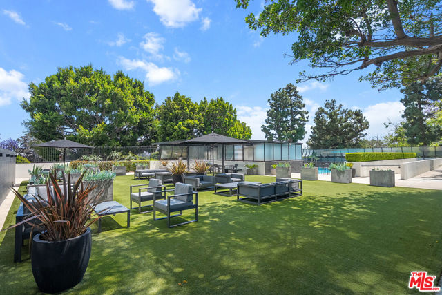 2222 Avenue Of The Stars, Los Angeles CA: https://media.crmls.org/mediaz/4460ba84-b9e9-4374-bd8f-38634e5ae095.jpg