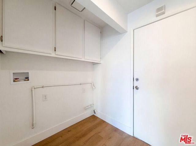 37740 Duffel Street, Palmdale CA: https://media.crmls.org/mediaz/4461294d-4807-4b1f-bdd2-90e023b70253.jpg