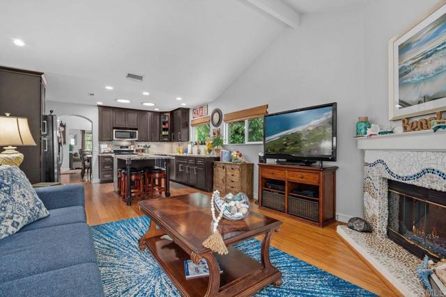 Detail Gallery Image 17 of 42 For 4439 Salisbury Dr, Carlsbad,  CA 92010 - 4 Beds | 2 Baths