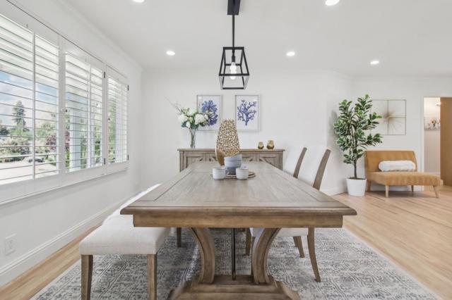13056 Brandywine Drive, Saratoga CA: https://media.crmls.org/mediaz/4463a8cb-b6f3-4992-b868-024bf224fa57.jpg