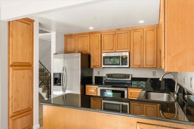 5470 Baltimore Dr, La Mesa CA: https://media.crmls.org/mediaz/4463d0df-0a8f-47a4-969d-12e25a68691a.jpg