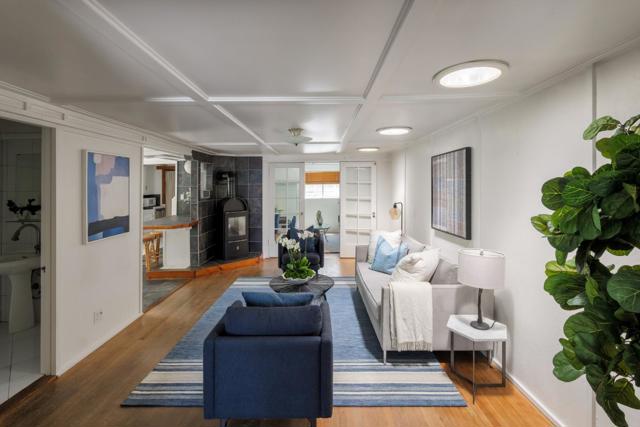 3160 Louis Road, Palo Alto CA: https://media.crmls.org/mediaz/4463e32a-1dd1-4f1f-81c5-dba5d7ec52a0.jpg