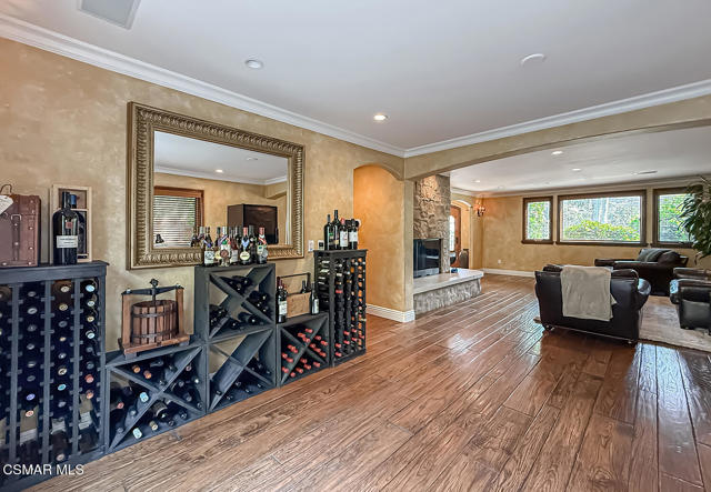 31145 Lobo Vista Road, Agoura Hills CA: https://media.crmls.org/mediaz/44640b3c-3f61-4b24-9065-d10076b60c4c.jpg