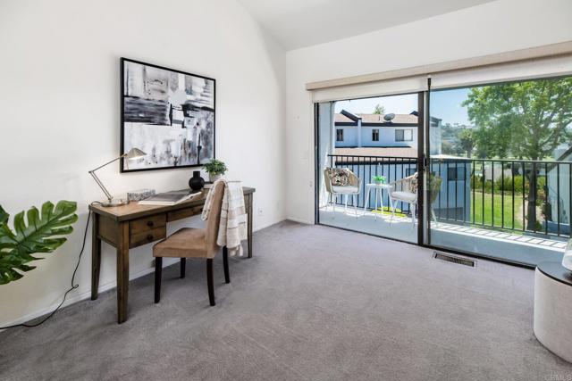 Detail Gallery Image 7 of 27 For 7321 Alicante Rd a,  Carlsbad,  CA 92009 - 2 Beds | 2/1 Baths