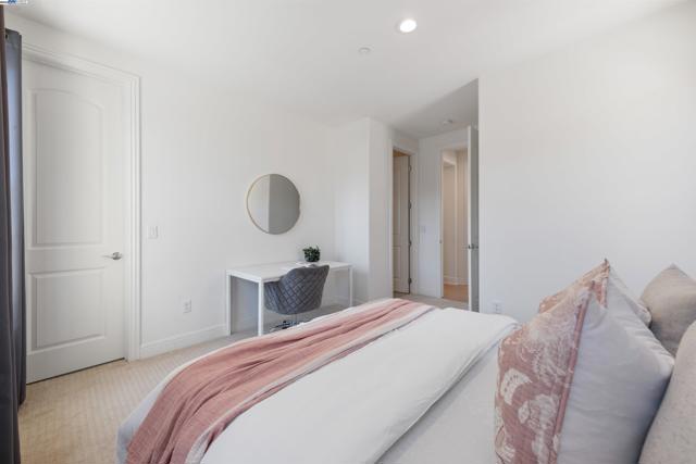 7152 Aubrey Way, Dublin CA: https://media.crmls.org/mediaz/44652a52-6cf7-4cd9-8287-b89692138c85.jpg