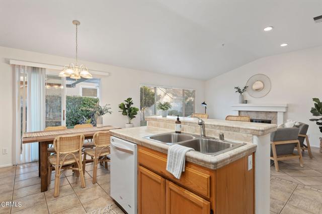 15-web-or-mls-15 - Kitchen