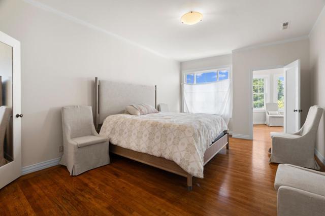 36333635 Webster Street, San Francisco CA: https://media.crmls.org/mediaz/4467b259-d5e5-4d40-ba6e-3993aafe42b3.jpg