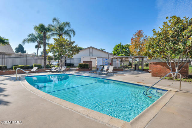 246 W Vineyard Avenue, Oxnard CA: https://media.crmls.org/mediaz/4468f96a-1c52-46e1-a75a-d7c5ba2e2d26.jpg