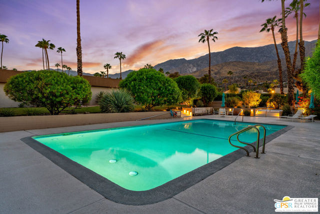 2285 S Calle Palo Fierro, Palm Springs, CA 92264