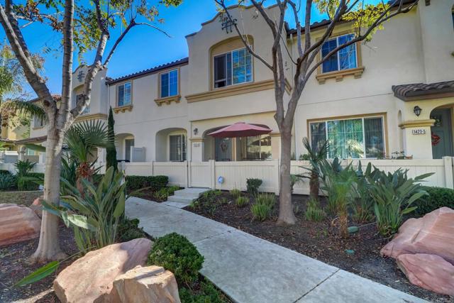 Detail Gallery Image 1 of 1 For 1423 Shearwater St #4,  Chula Vista,  CA 91913 - 3 Beds | 2/1 Baths