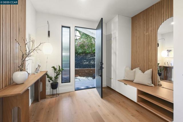 148 Draeger Drive, Moraga CA: https://media.crmls.org/mediaz/446ba9df-da34-4d7f-bb11-38e57f9af75e.jpg