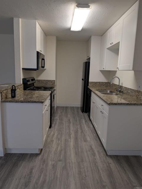 Detail Gallery Image 6 of 25 For 1641 Pentecost Way #2,  San Diego,  CA 92105 - 1 Beds | 1 Baths