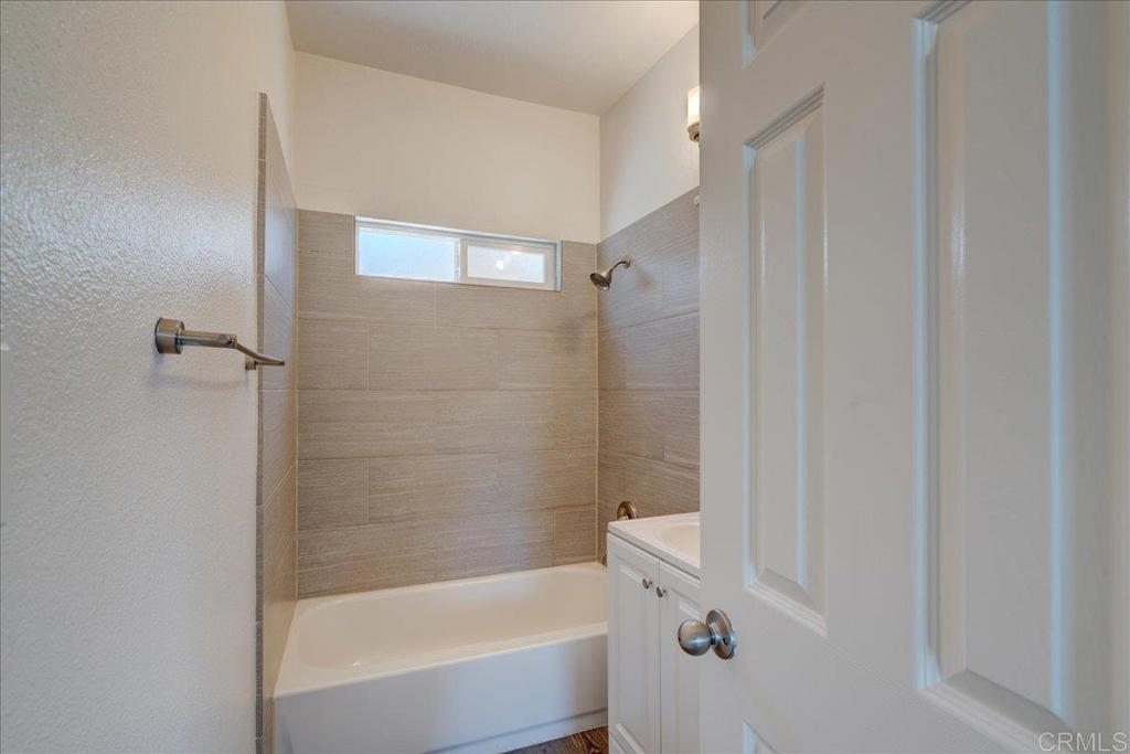 1103 33rd St - photo 15