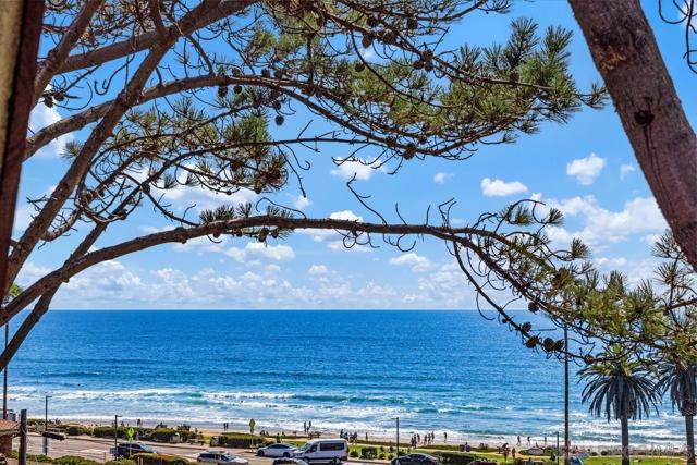 1562 Camino Del Mar, Del Mar CA: https://media.crmls.org/mediaz/44701dc1-87dc-4876-b25c-7c7205633fef.jpg