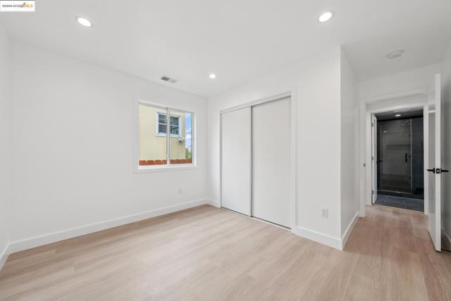 1207 Cedar St, Berkeley CA: https://media.crmls.org/mediaz/44701f52-af6a-4ad2-b907-c378883b02a4.jpg