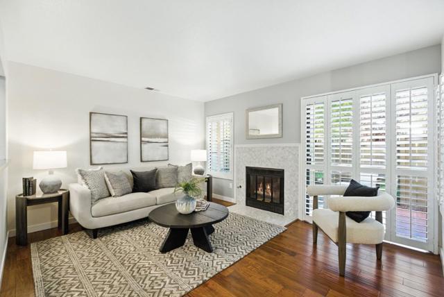 2074 Foxhall Loop, San Jose CA: https://media.crmls.org/mediaz/4470c505-1d45-4896-8d16-185f986baca2.jpg