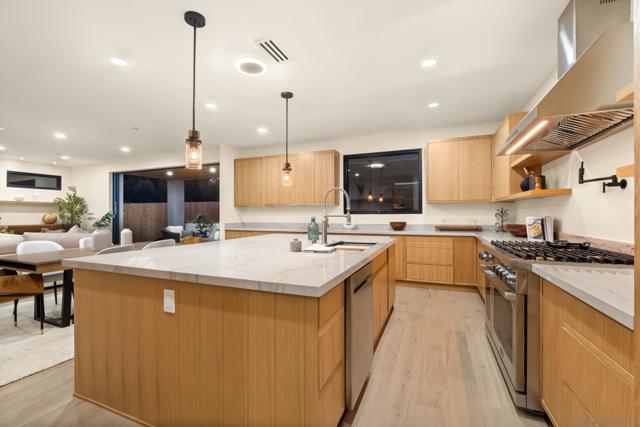 1531 33 Lieta St, San Diego CA: https://media.crmls.org/mediaz/4470e672-8345-4ac7-82df-452d1336b3b6.jpg