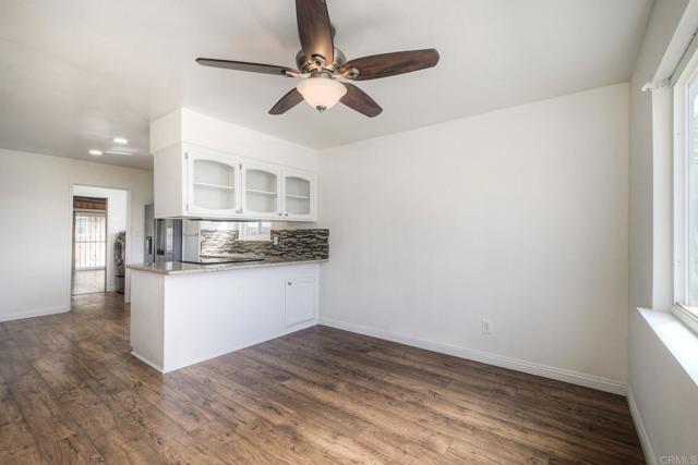 4960 Sparks Avenue, San Diego CA: https://media.crmls.org/mediaz/4470ee67-a9af-4ce1-b72c-3c85b6901585.jpg