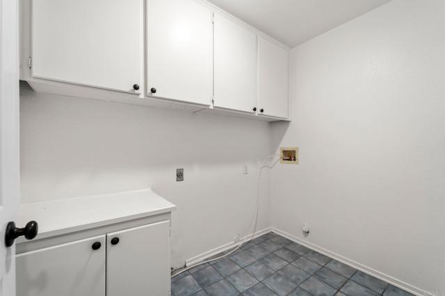 Image 20 of 40 For 970 Somerset Court F