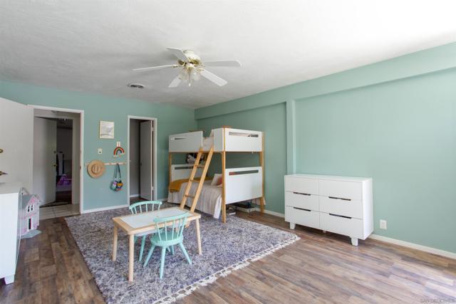 28628 Mountain Meadow Rd, Escondido CA: https://media.crmls.org/mediaz/44734aa8-825b-4481-b257-519883b3b94f.jpg