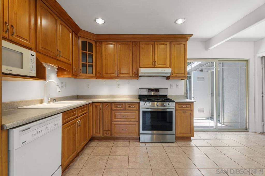 5204 Chollas Pkwy - photo 2