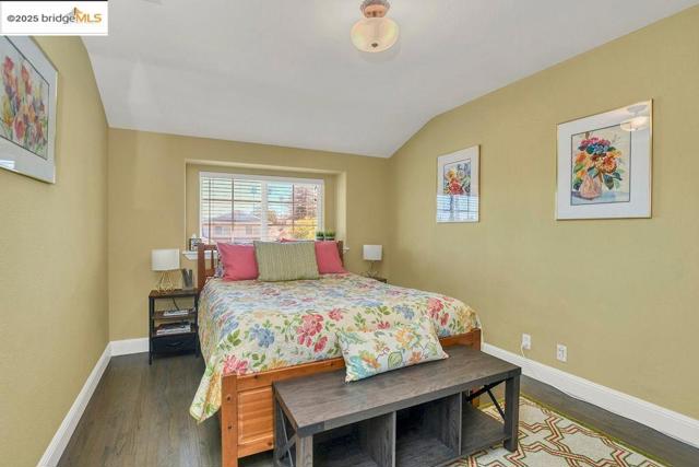 197 Branbury Dr, Campbell CA: https://media.crmls.org/mediaz/44744dab-822c-435e-8bc2-81fed8fb67cd.jpg