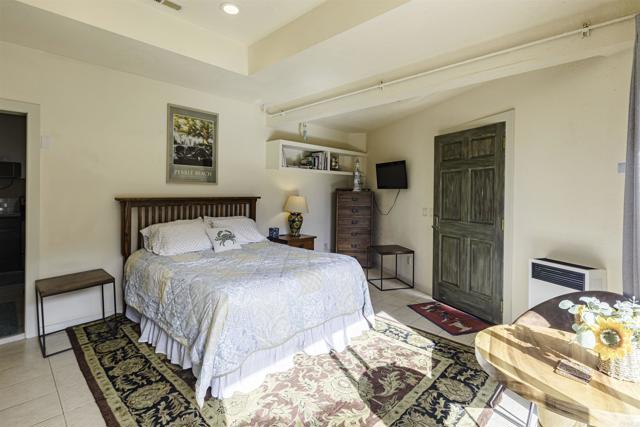 Detail Gallery Image 32 of 38 For 3540 Oak Pl, Carmel,  CA 93923 - 4 Beds | 3 Baths