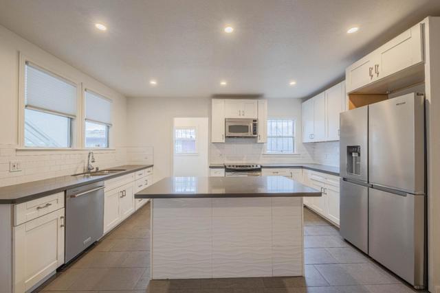 4211 Martin Luther King Jr Way, Oakland CA: https://media.crmls.org/mediaz/447688c9-5d69-4881-9ffd-073613a4c986.jpg