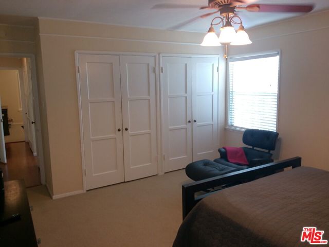 5078 Southridge Avenue, Los Angeles CA: https://media.crmls.org/mediaz/44770a9f-5f87-4a48-bab0-e8fd93de959f.jpg