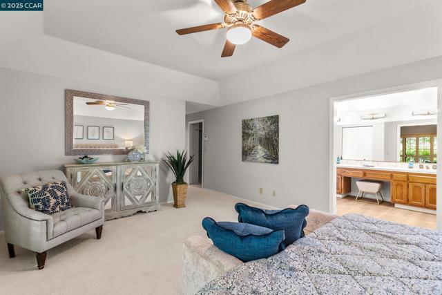 109 Bria Ct, Walnut Creek CA: https://media.crmls.org/mediaz/44770c06-d5c4-4b42-abf8-9b3068731fc8.jpg