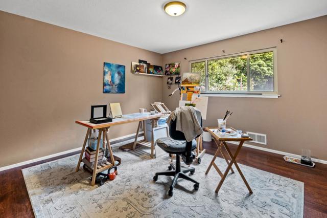 2811 Forest Lodge Road, Pebble Beach CA: https://media.crmls.org/mediaz/44796a51-1f5a-47ac-8963-4ee4da8657fb.jpg