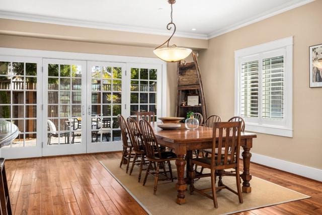 360 5th Avenue, Santa Cruz CA: https://media.crmls.org/mediaz/44797b4c-19c4-4742-8fca-33eca8079e0e.jpg