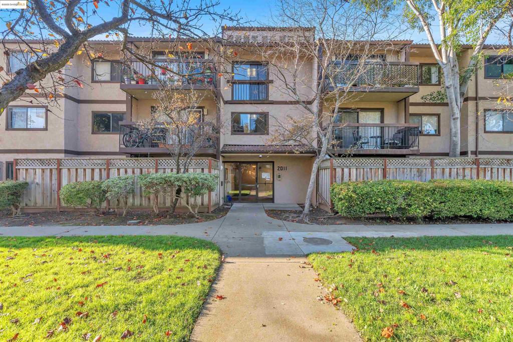 2011 Market Ave #317