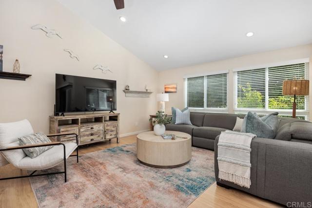 Detail Gallery Image 8 of 42 For 1715 Kennington Rd, Encinitas,  CA 92024 - 3 Beds | 2 Baths