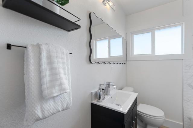 3004 Vistamont Drive, San Jose CA: https://media.crmls.org/mediaz/447b6324-2901-49bb-ba63-4bb566e92f1c.jpg