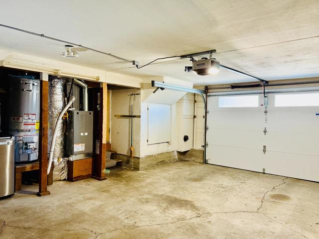 15061508 Kentfield Avenue, Redwood City CA: https://media.crmls.org/mediaz/447d8748-918f-49eb-8881-002fbcb63ffe.jpg