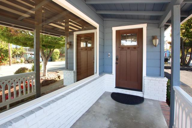 217 Valencia Avenue, Aptos CA: https://media.crmls.org/mediaz/447d906f-7f20-494e-bdcb-e81d5ac7c9b3.jpg