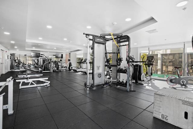 38 N Almaden Boulevard, San Jose CA: https://media.crmls.org/mediaz/447f0ad8-dd69-495f-9a6a-052f9f8df129.jpg