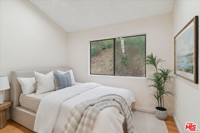 1050 S Garfield Avenue, Monterey Park CA: https://media.crmls.org/mediaz/4480e37c-9622-4293-a6fd-13ac2bfd1520.jpg