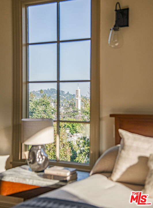 2250 N Berendo Street, Los Angeles CA: https://media.crmls.org/mediaz/44810f42-24ec-468d-85b3-ca98a1a97b5a.jpg