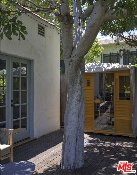 2961 Effie Street, Los Angeles CA: https://media.crmls.org/mediaz/4481ca35-a0a6-4ae6-9ae4-b24922b5634f.jpg